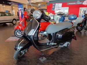 Vespa GTS 125 HPE E5+, schwarz-image